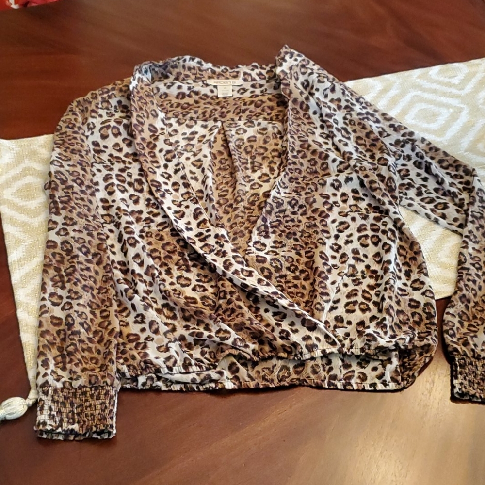 ARDEN B LEOPARD PRINT TOP